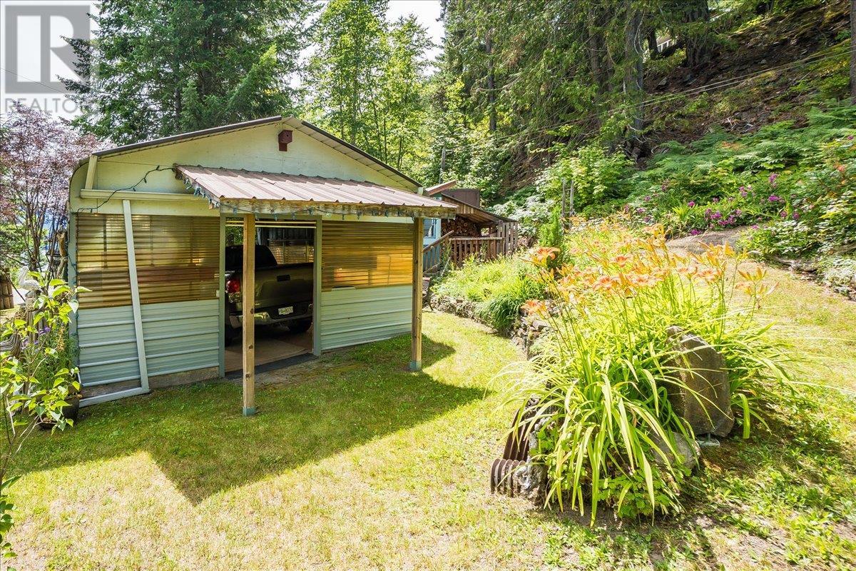 5529 Highway 31, Mirror Lake, British Columbia  V0G 1M0 - Photo 87 - 10355136