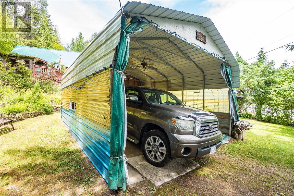 5529 Highway 31, Mirror Lake, British Columbia  V0G 1M0 - Photo 88 - 10355136