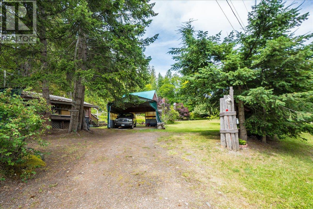 5529 Highway 31, Mirror Lake, British Columbia  V0G 1M0 - Photo 92 - 10355136