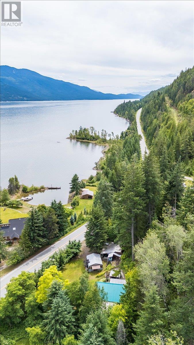 5529 Highway 31, Mirror Lake, British Columbia  V0G 1M0 - Photo 95 - 10355136