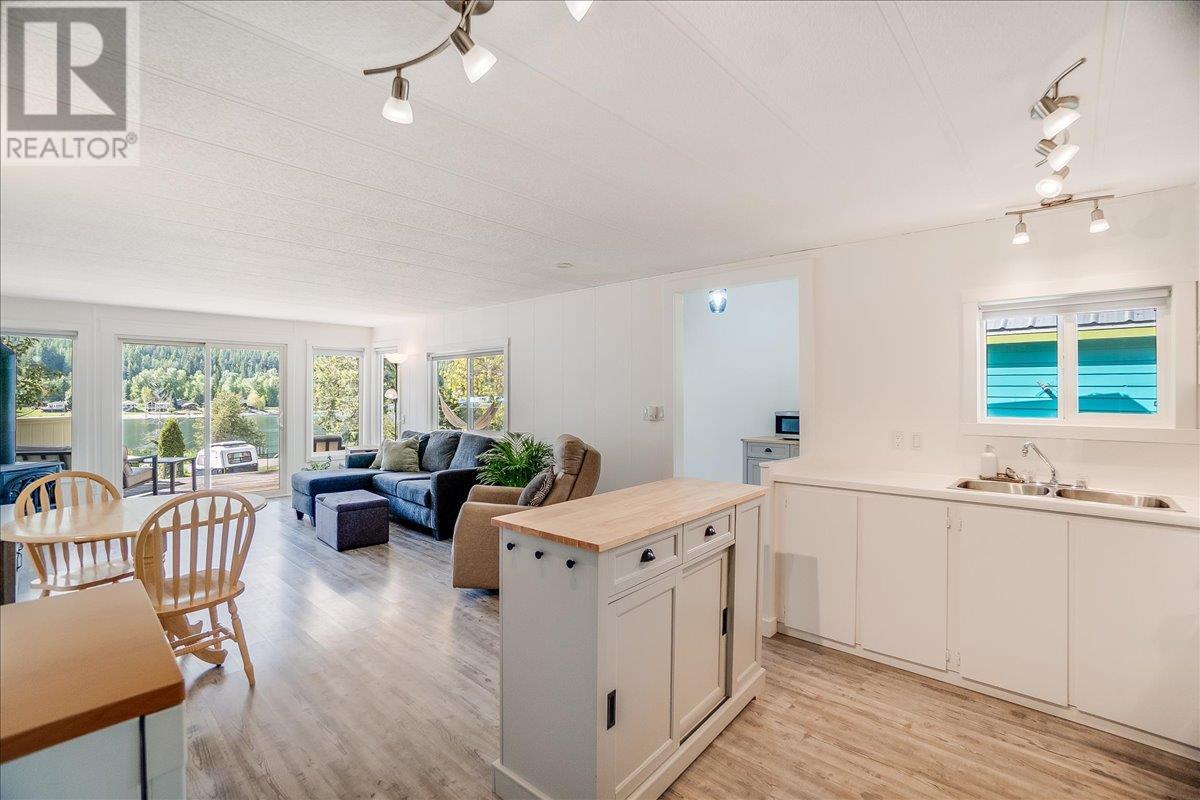 7733 Balfour Wharf Road, Balfour, British Columbia  V0G 1C0 - Photo 13 - 10355226