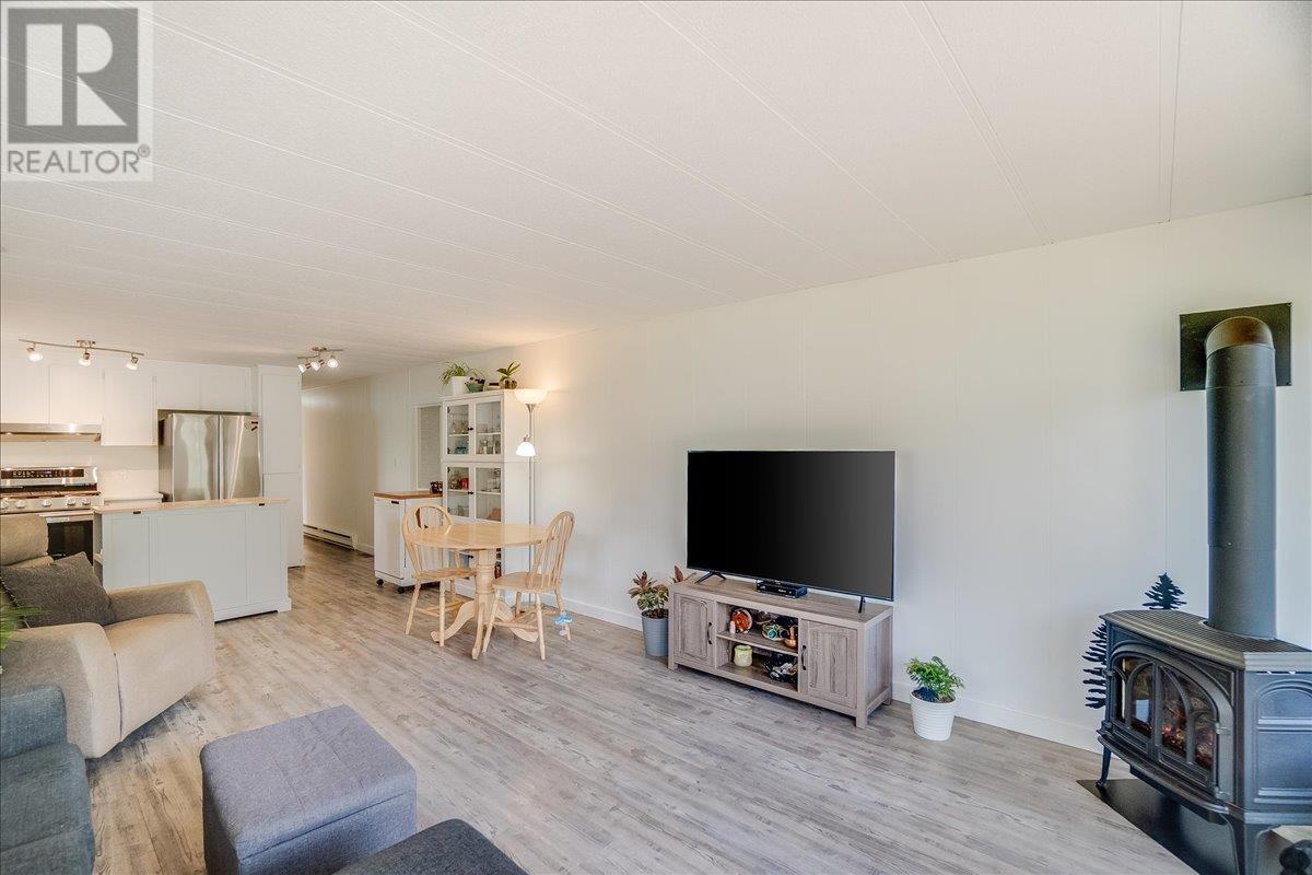 7733 Balfour Wharf Road, Balfour, British Columbia  V0G 1C0 - Photo 19 - 10355226