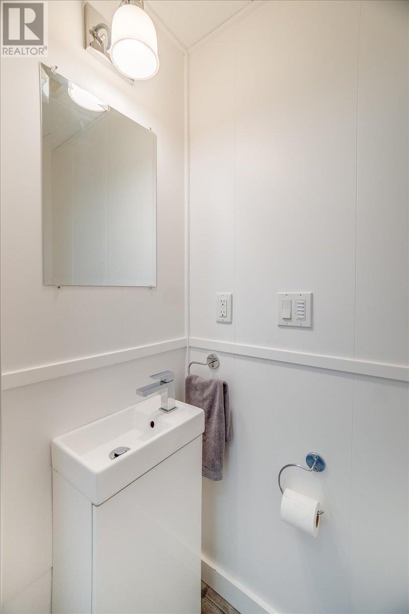 7733 Balfour Wharf Road, Balfour, British Columbia  V0G 1C0 - Photo 30 - 10355226