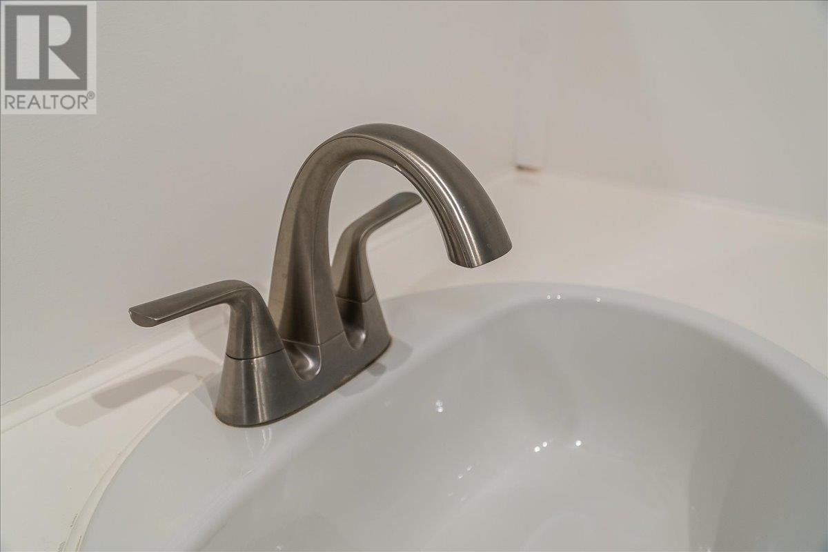 7733 Balfour Wharf Road, Balfour, British Columbia  V0G 1C0 - Photo 35 - 10355226