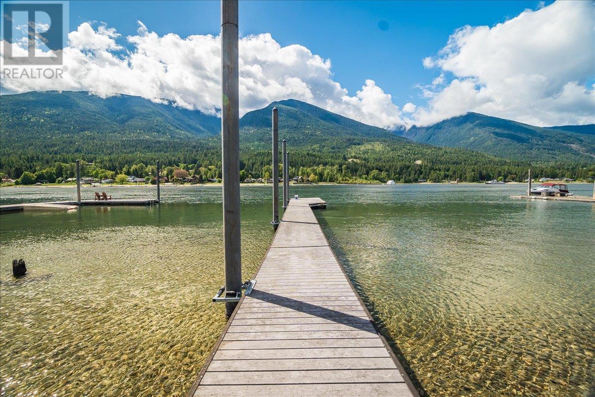 7733 Balfour Wharf Road, Balfour, British Columbia  V0G 1C0 - Photo 4 - 10355226