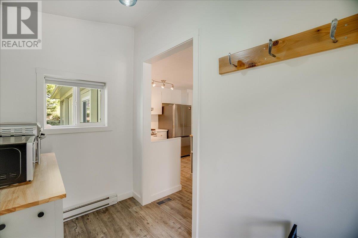 7733 Balfour Wharf Road, Balfour, British Columbia  V0G 1C0 - Photo 42 - 10355226