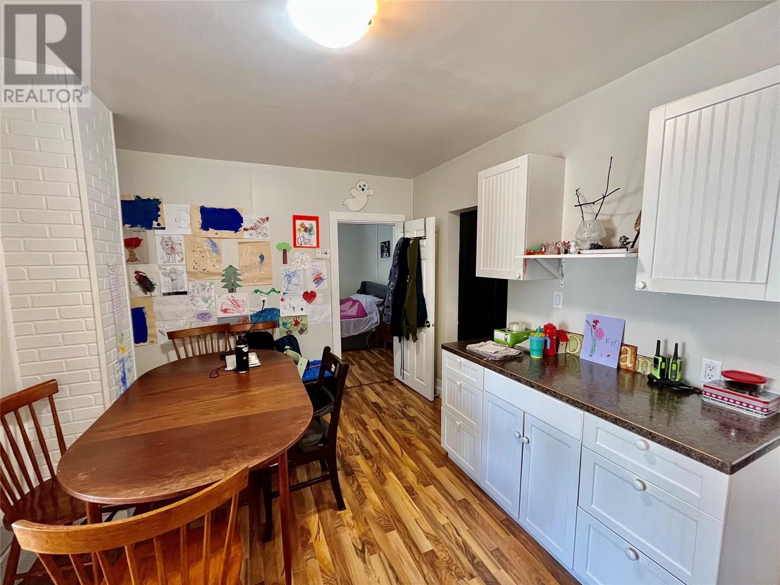 304 7th Avenue Nw, Nakusp, British Columbia  V0G 1R0 - Photo 16 - 10355072