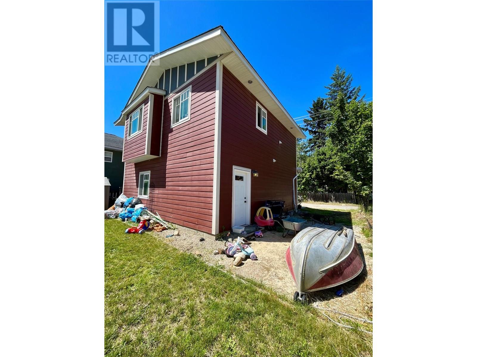 304 7th Avenue Nw, Nakusp, British Columbia  V0G 1R0 - Photo 24 - 10355072