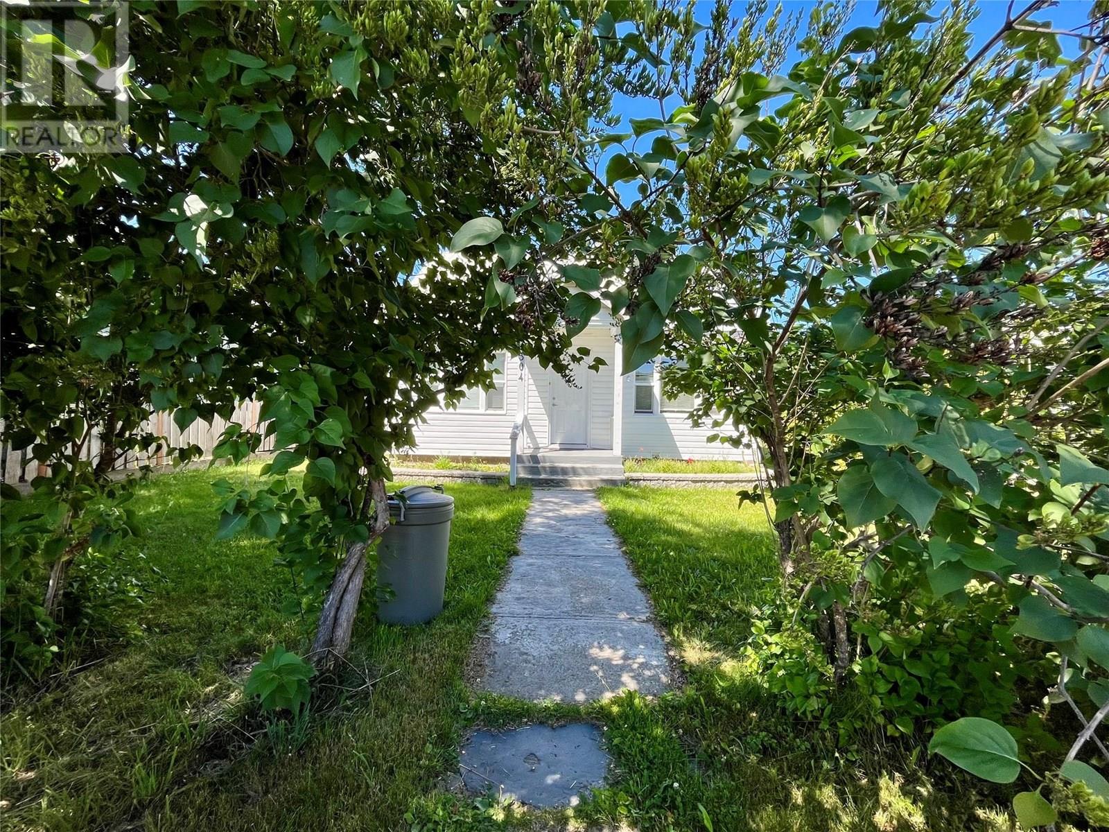 304 7th Avenue Nw, Nakusp, British Columbia  V0G 1R0 - Photo 39 - 10355072