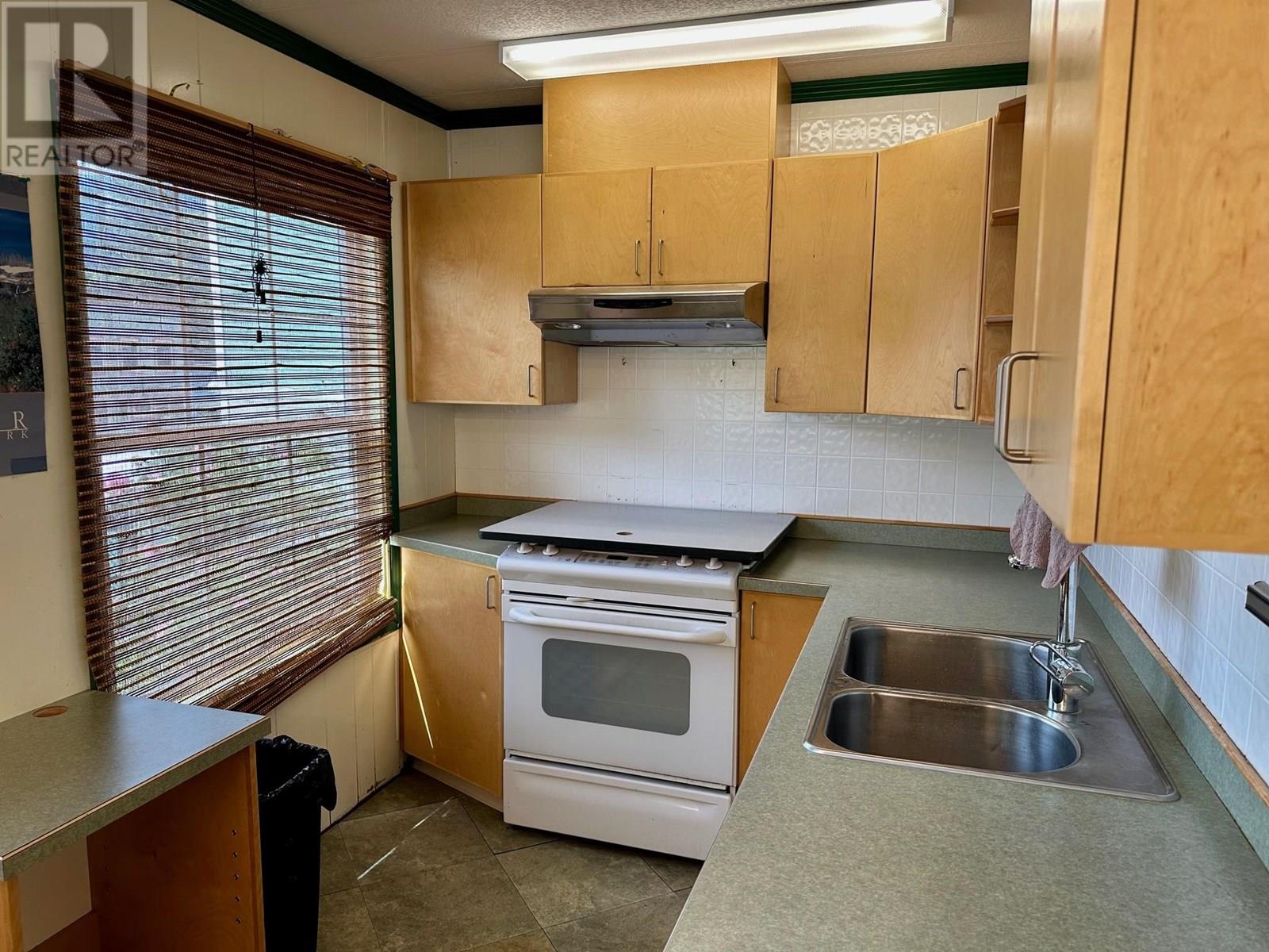 316 6th Avenue, New Denver, British Columbia  V0G 1S0 - Photo 5 - 10355508