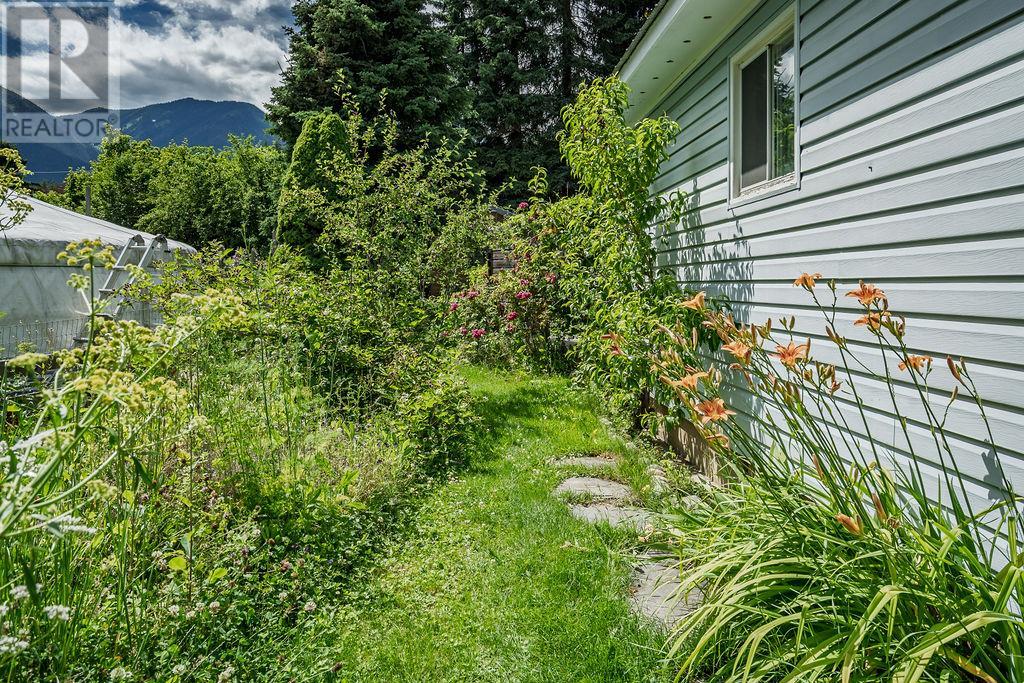 609 Jackson Street, Kaslo, British Columbia  V0G 1M0 - Photo 22 - 10355488