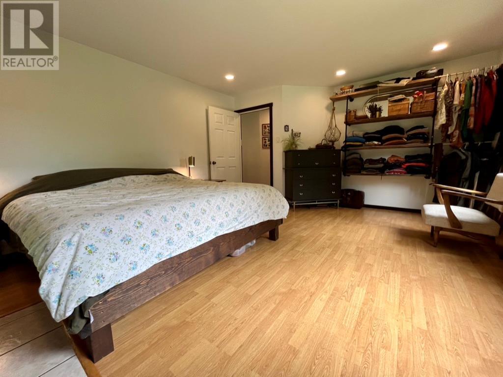 6450 Appledale Lower Road, Appledale, British Columbia  V0G 2J0 - Photo 18 - 10355316