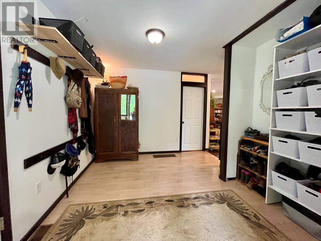 6450 Appledale Lower Road, Appledale, British Columbia  V0G 2J0 - Photo 25 - 10355316
