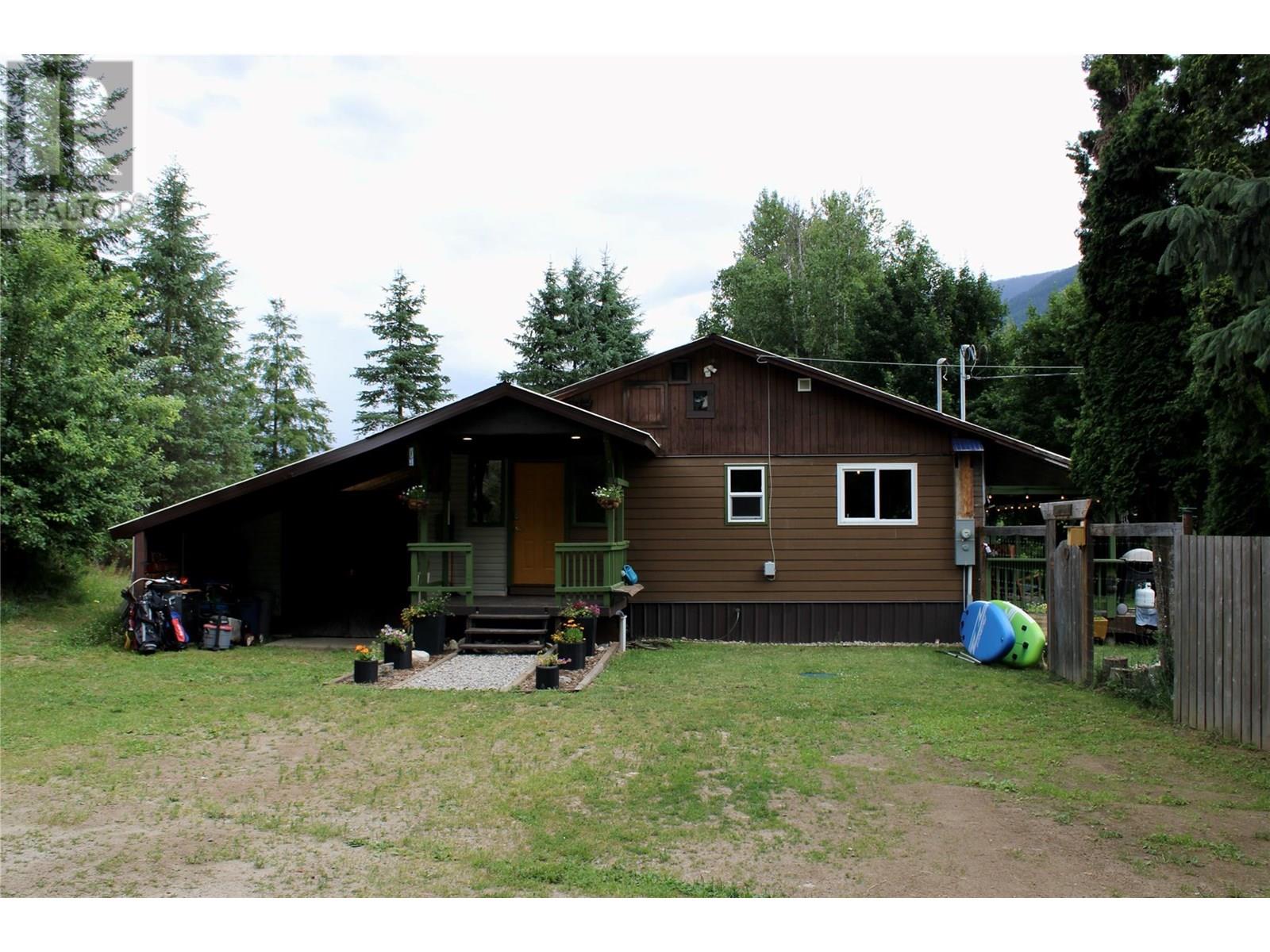 6450 Appledale Lower Road, Appledale, British Columbia  V0G 2J0 - Photo 27 - 10355316