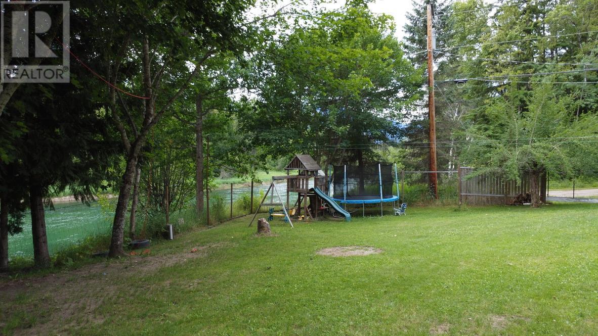 6450 Appledale Lower Road, Appledale, British Columbia  V0G 2J0 - Photo 32 - 10355316