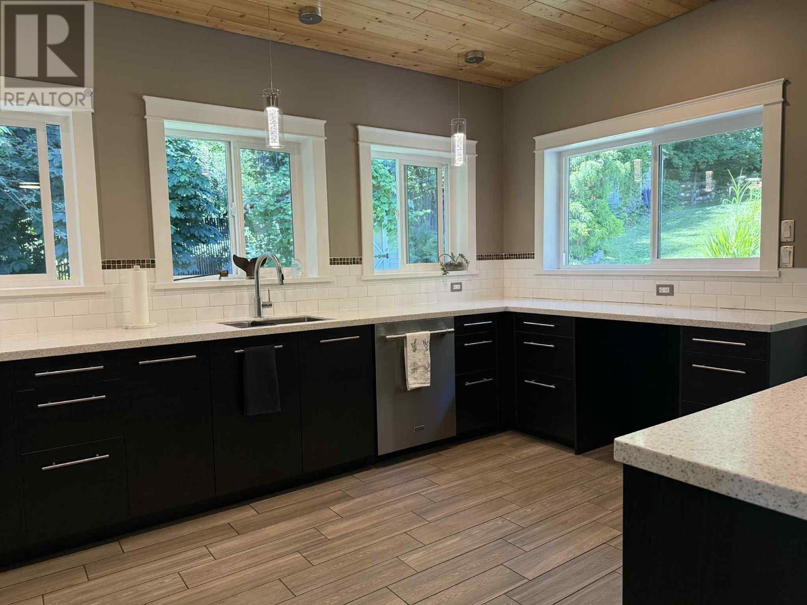 1091 3b Highway, Montrose, British Columbia  V0G 1P0 - Photo 25 - 10355356