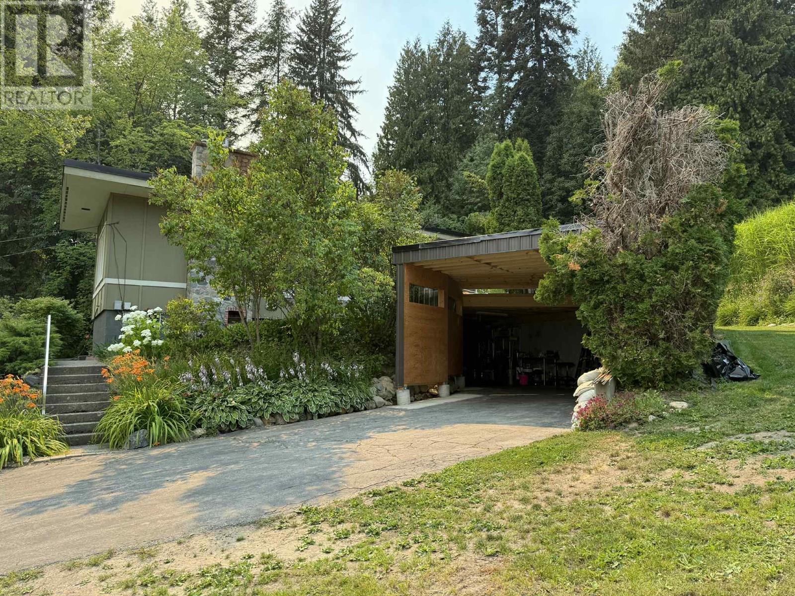 1091 3b Highway, Montrose, British Columbia  V0G 1P0 - Photo 38 - 10355356