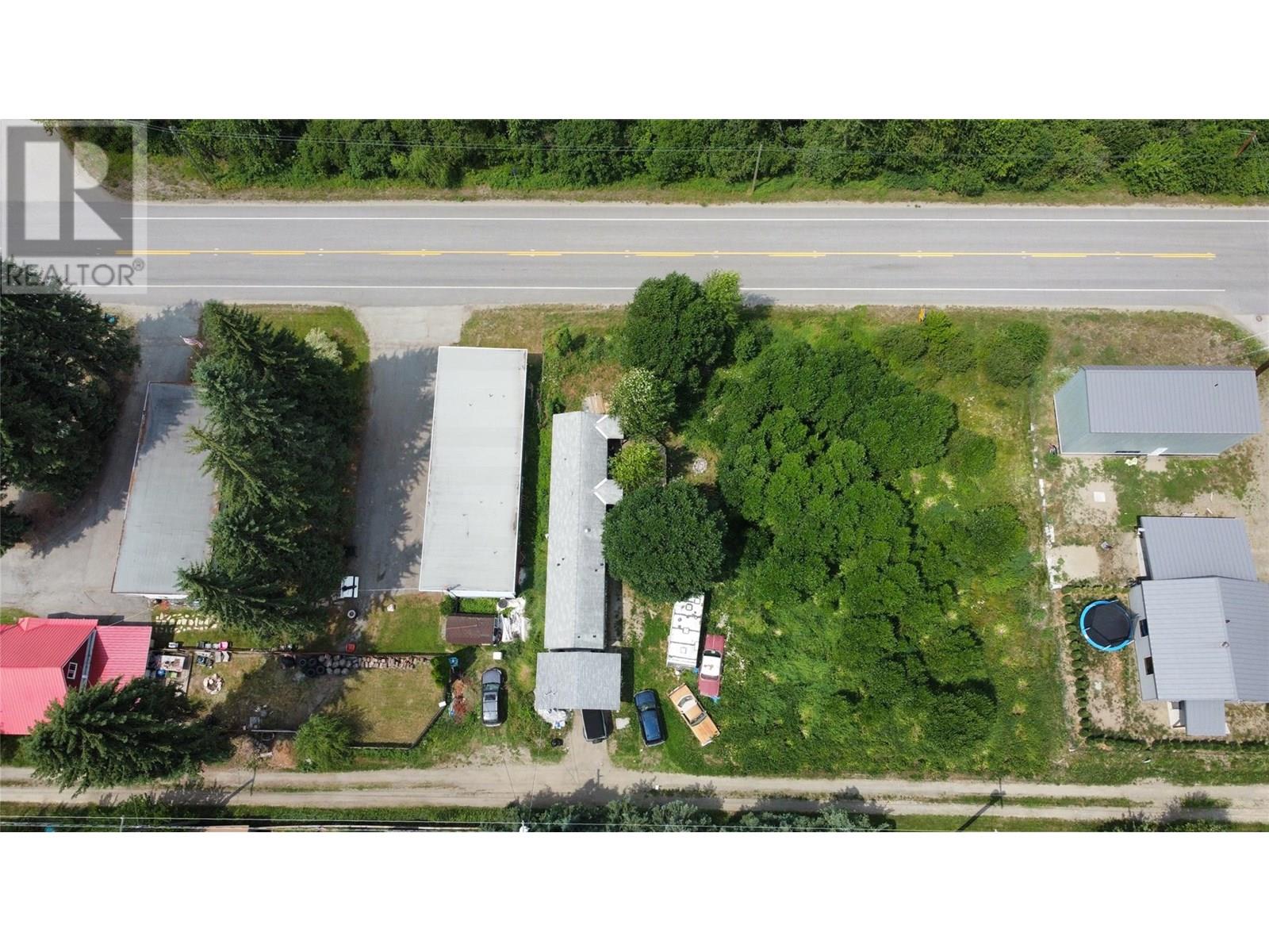 115 Railway Avenue, Salmo, British Columbia  V0G 1Z0 - Photo 4 - 10354950