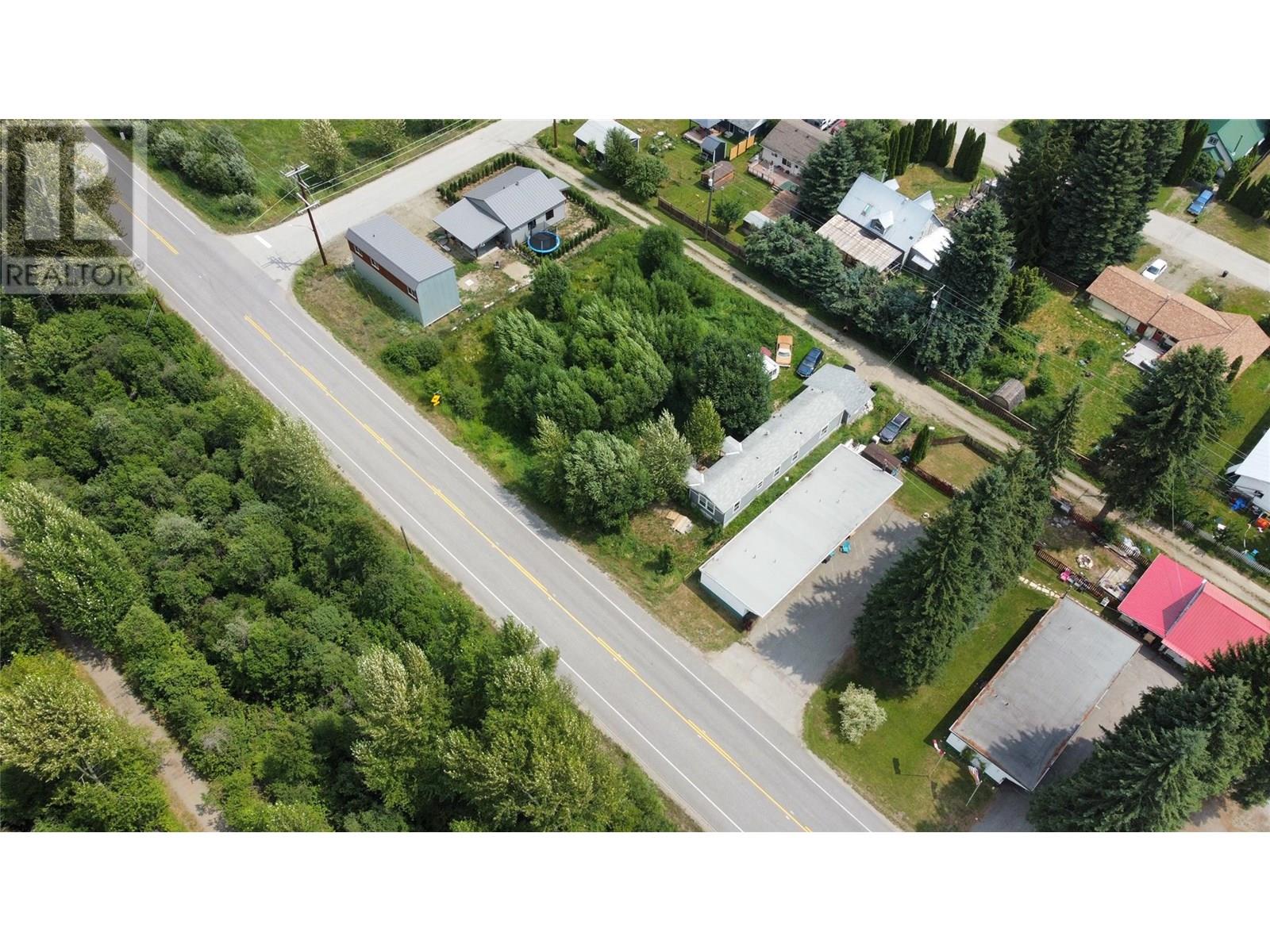 115 Railway Avenue, Salmo, British Columbia  V0G 1Z0 - Photo 41 - 10354950