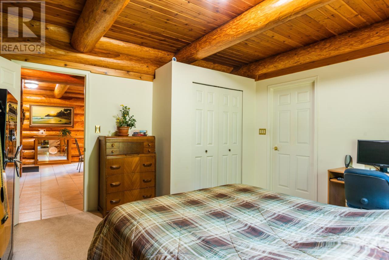 3150 Hanna Creek Road, Warfield, British Columbia  V1R 4L3 - Photo 16 - 10355771