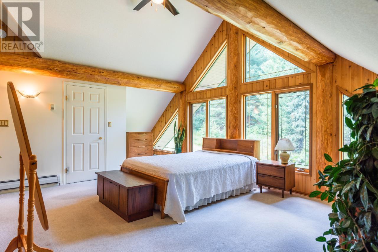 3150 Hanna Creek Road, Warfield, British Columbia  V1R 4L3 - Photo 27 - 10355771