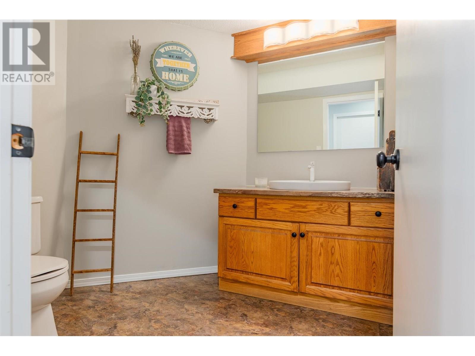 507 15th Avenue, Genelle, British Columbia  V0G 1G0 - Photo 16 - 10355836