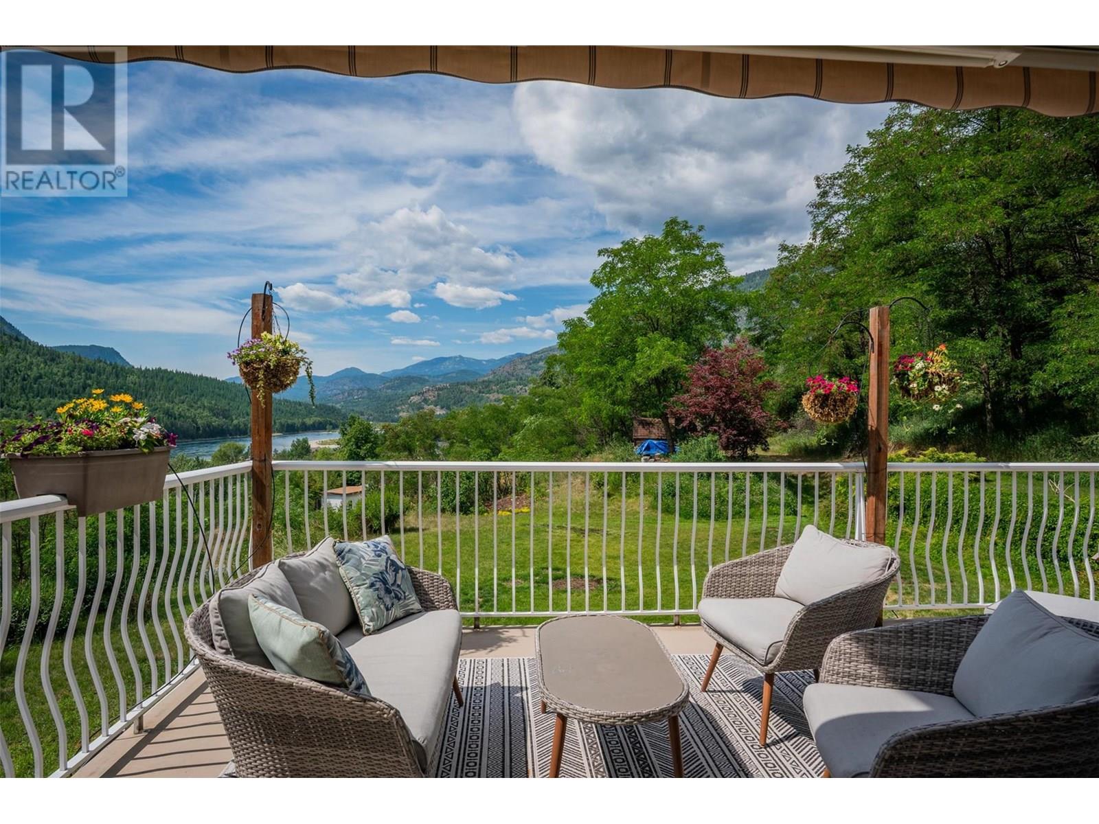 507 15th Avenue, Genelle, British Columbia  V0G 1G0 - Photo 55 - 10355836