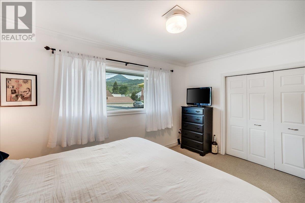 407 Willow Drive, Warfield, British Columbia  V1R 2M9 - Photo 47 - 10353062