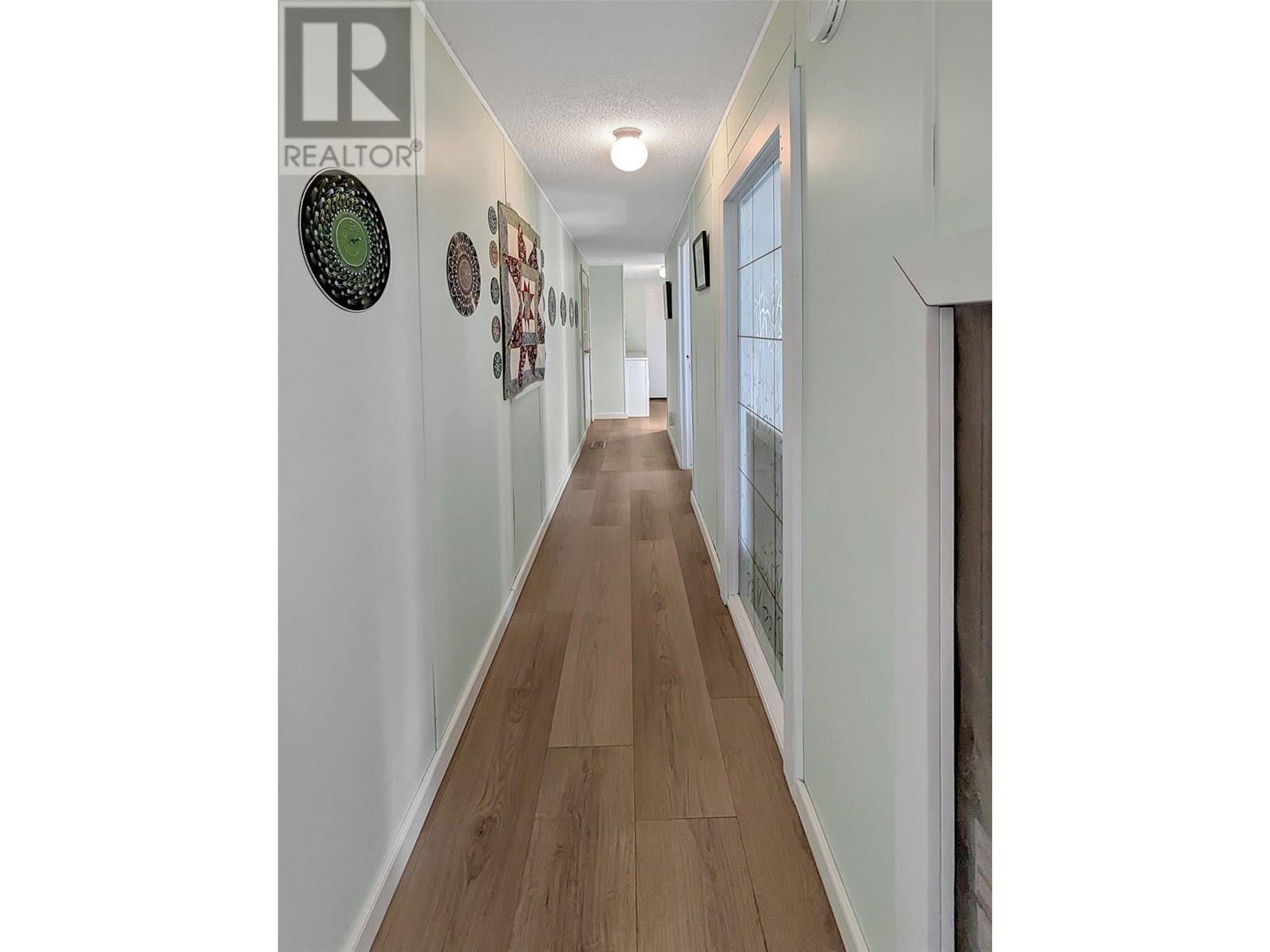 808 Nelson Street, Slocan, British Columbia  V0G 2C0 - Photo 15 - 10355303