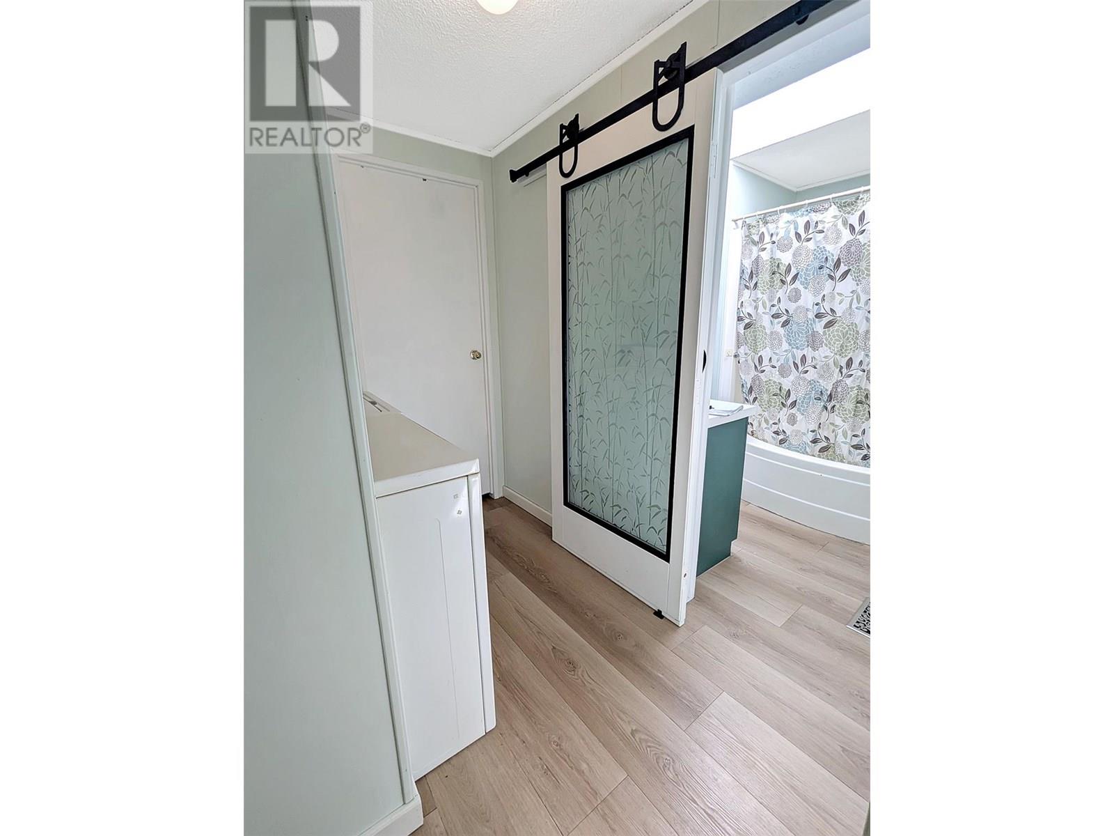 808 Nelson Street, Slocan, British Columbia  V0G 2C0 - Photo 19 - 10355303