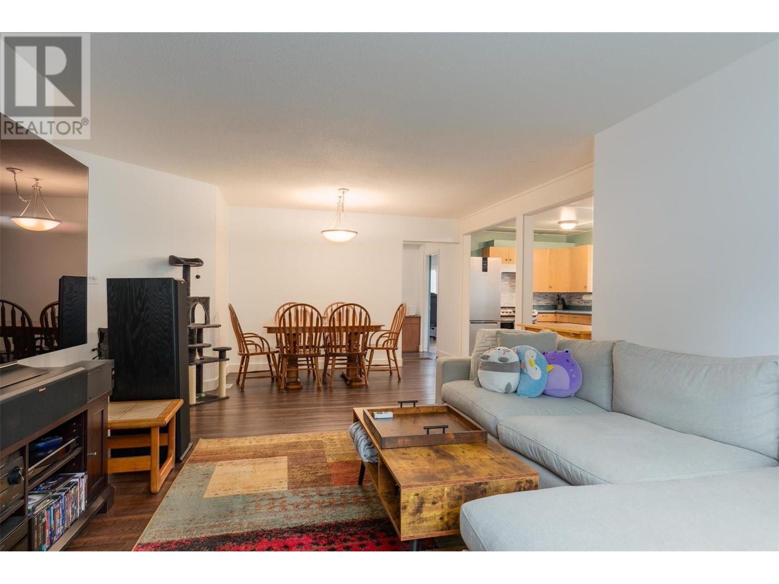 1585 Dunn Crescent, Rossland, British Columbia  V0G 1Y0 - Photo 11 - 10356018