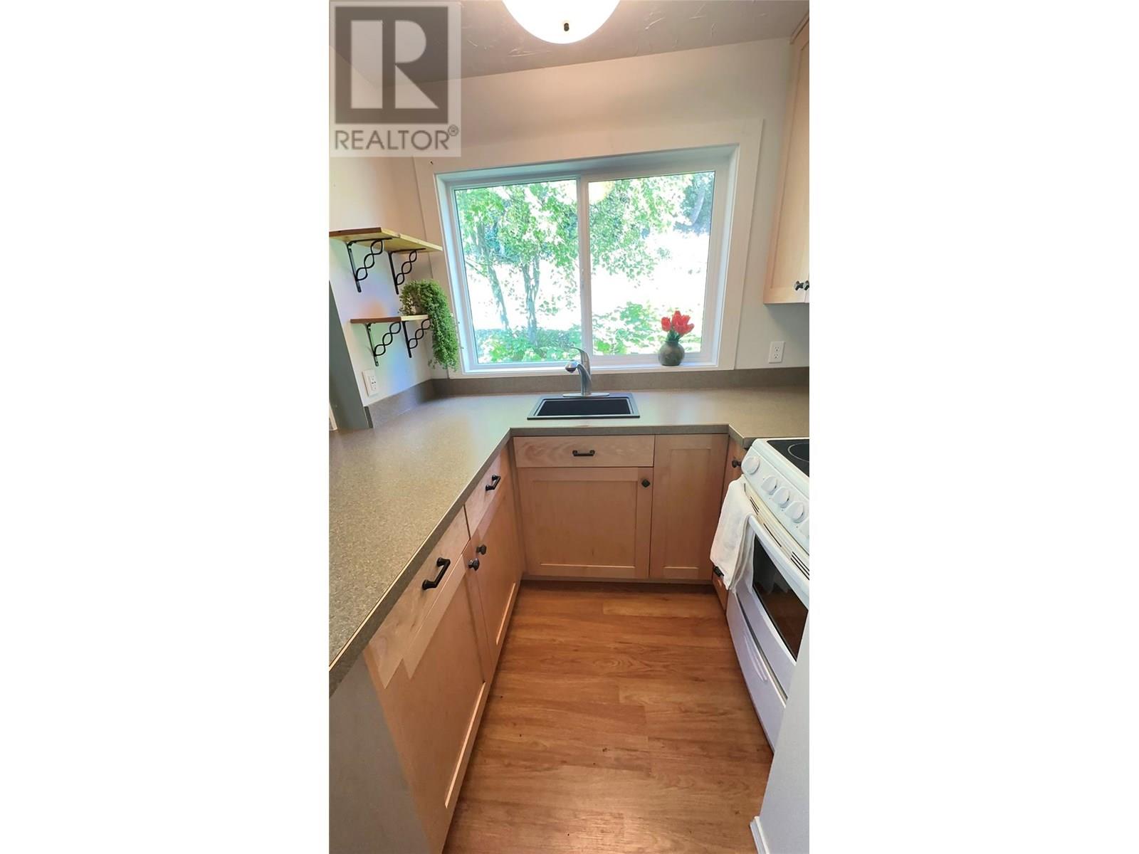 1611 Nickelplate Road Unit# 308, Rossland, British Columbia  V0G 1Y0 - Photo 11 - 10355649