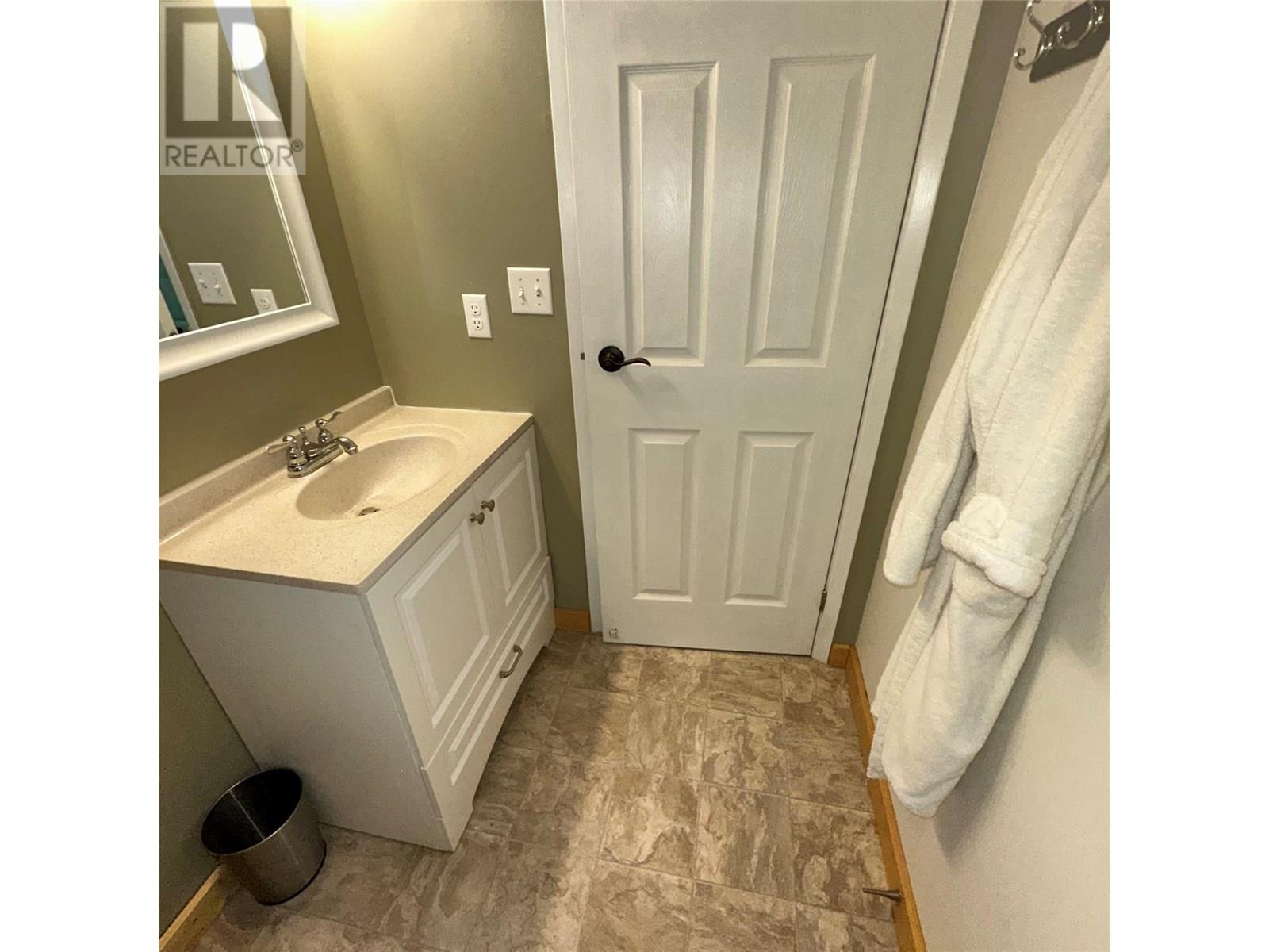 1611 Nickelplate Road Unit# 308, Rossland, British Columbia  V0G 1Y0 - Photo 13 - 10355649