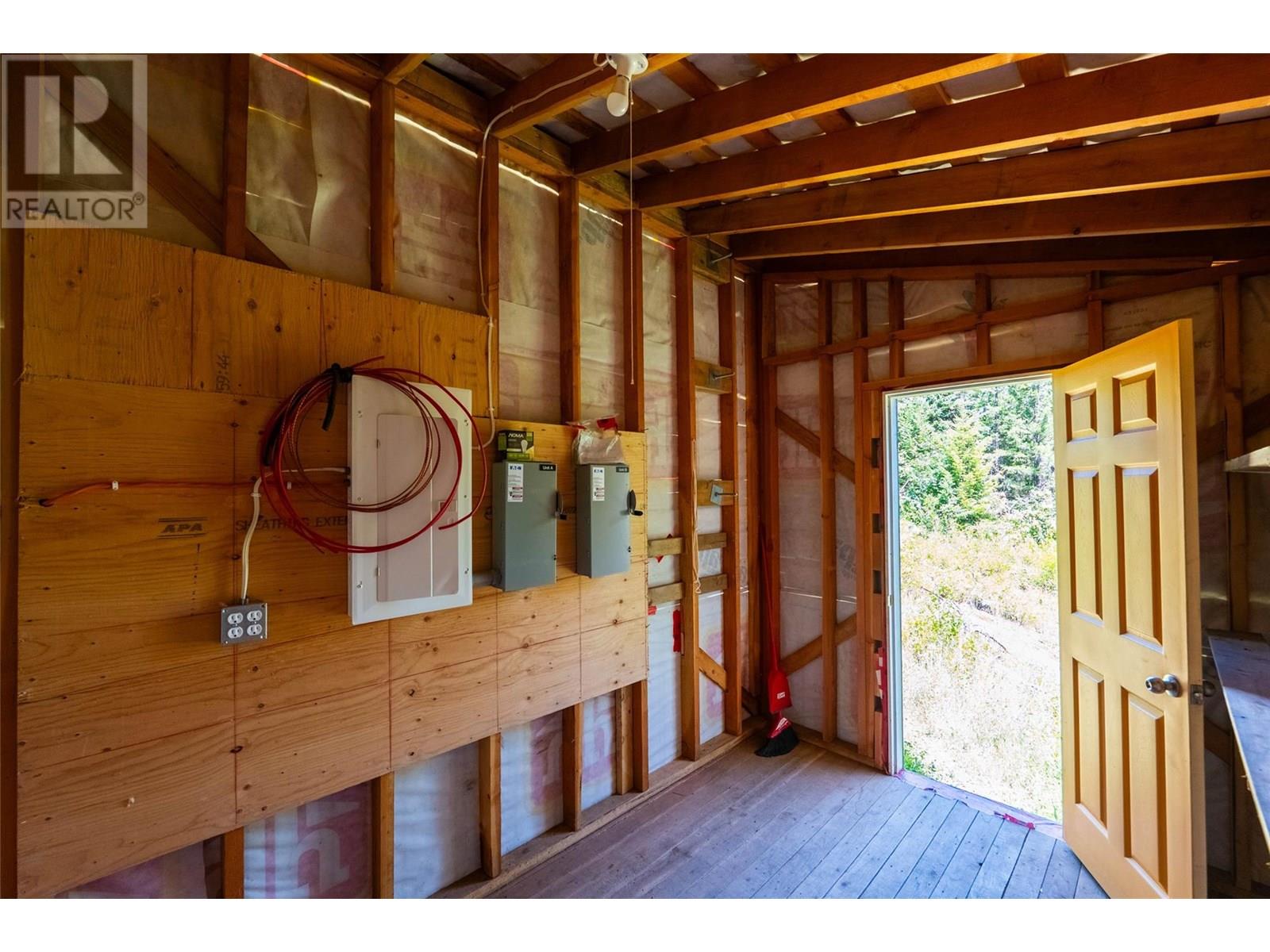 4583 Falls Creek Road, Nelson, British Columbia  V0G 2G2 - Photo 10 - 10356029