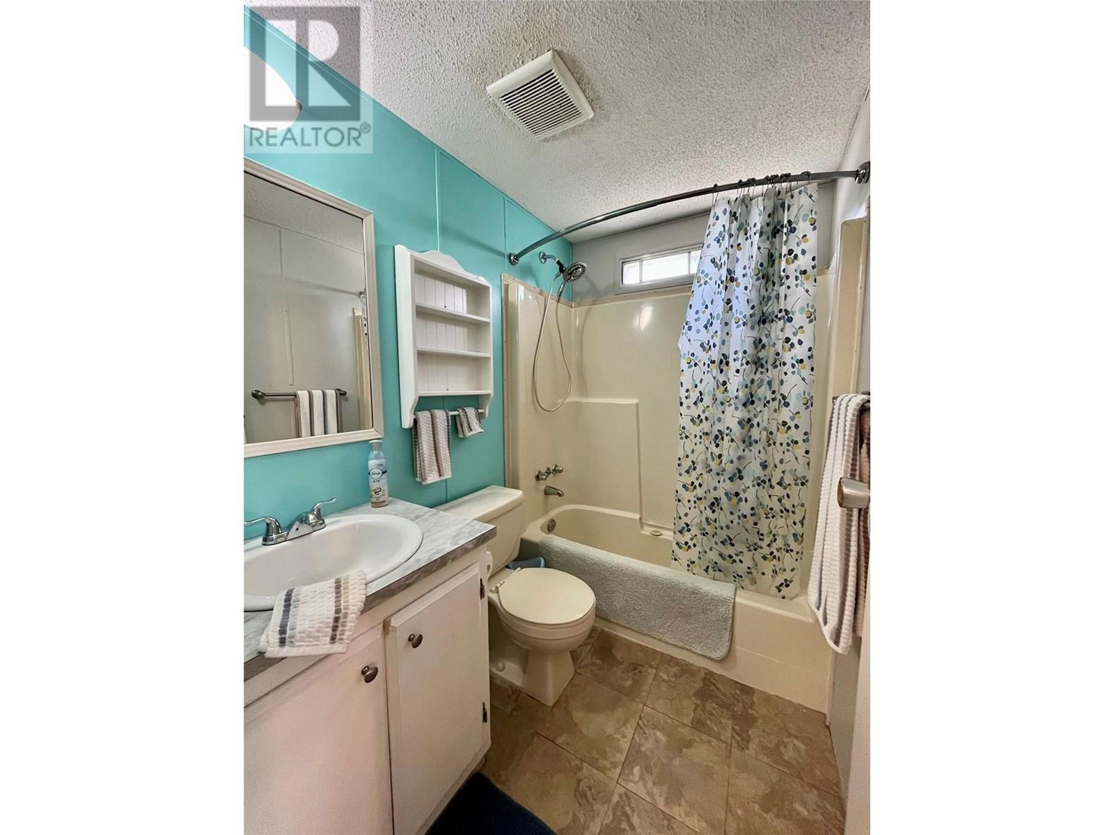 833 Columbia Crescent, Nakusp, British Columbia  V0G 1R0 - Photo 18 - 10356135
