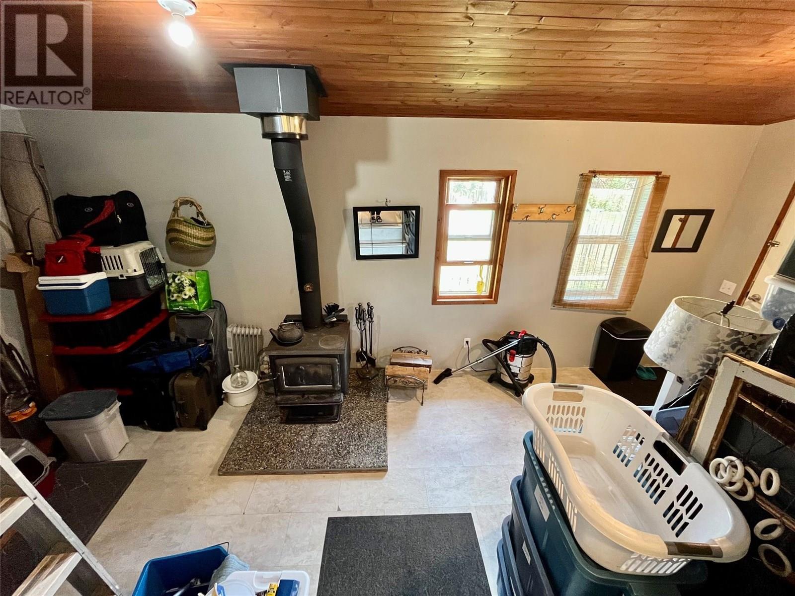833 Columbia Crescent, Nakusp, British Columbia  V0G 1R0 - Photo 22 - 10356135