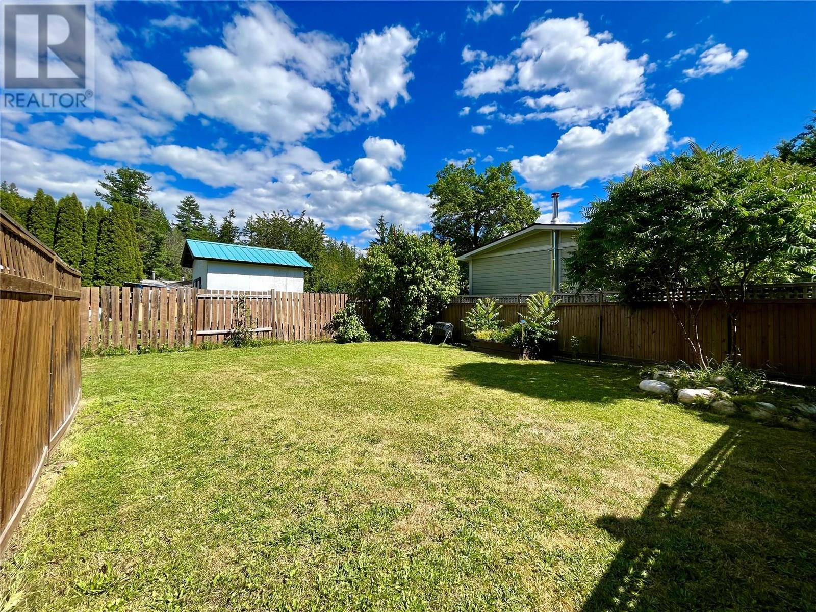 833 Columbia Crescent, Nakusp, British Columbia  V0G 1R0 - Photo 30 - 10356135