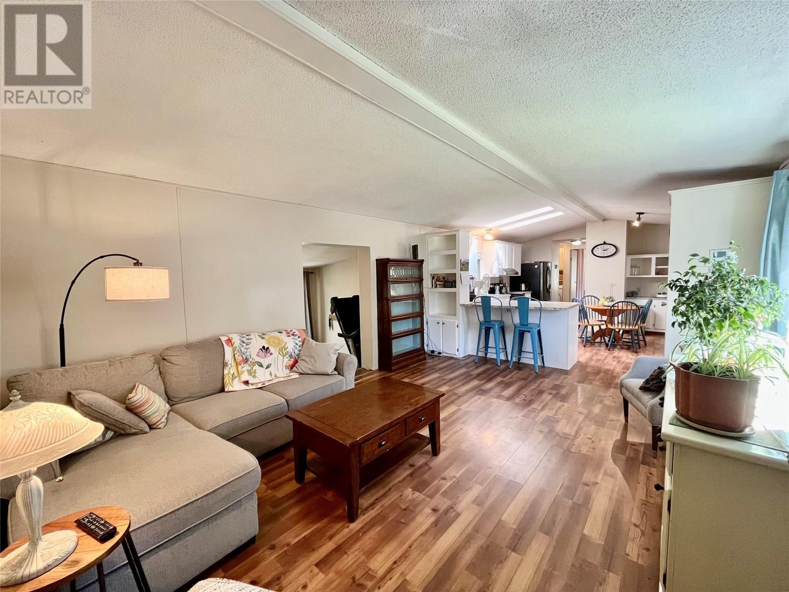 833 Columbia Crescent, Nakusp, British Columbia  V0G 1R0 - Photo 6 - 10356135