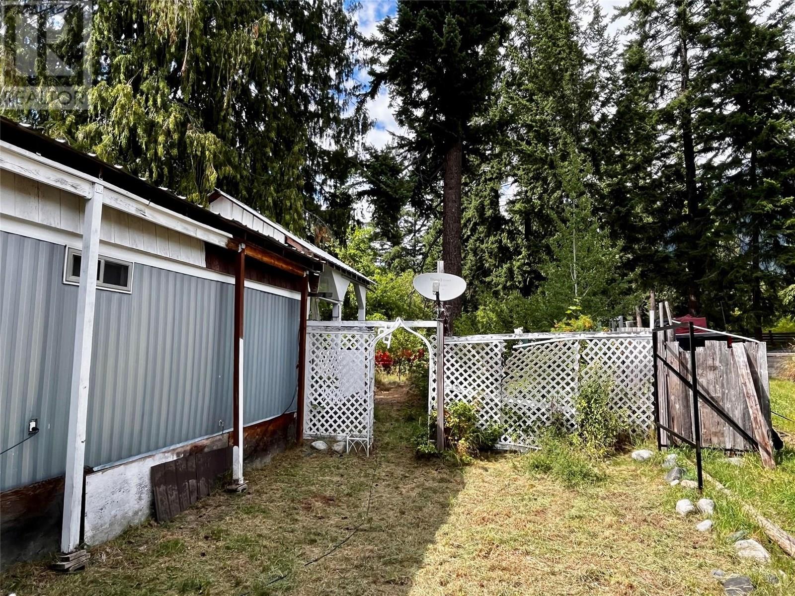 222 2nd Avenue, New Denver, British Columbia  V0G 1S0 - Photo 23 - 10356512