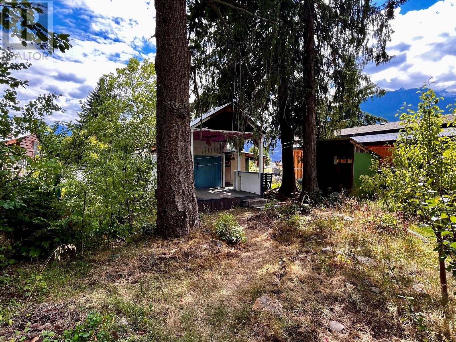222 2nd Avenue, New Denver, British Columbia  V0G 1S0 - Photo 26 - 10356512