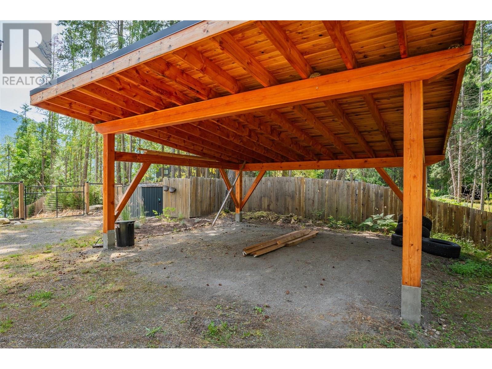 5336 Amundsen Road, Kaslo, British Columbia  V0G 1Y0 - Photo 12 - 10354197