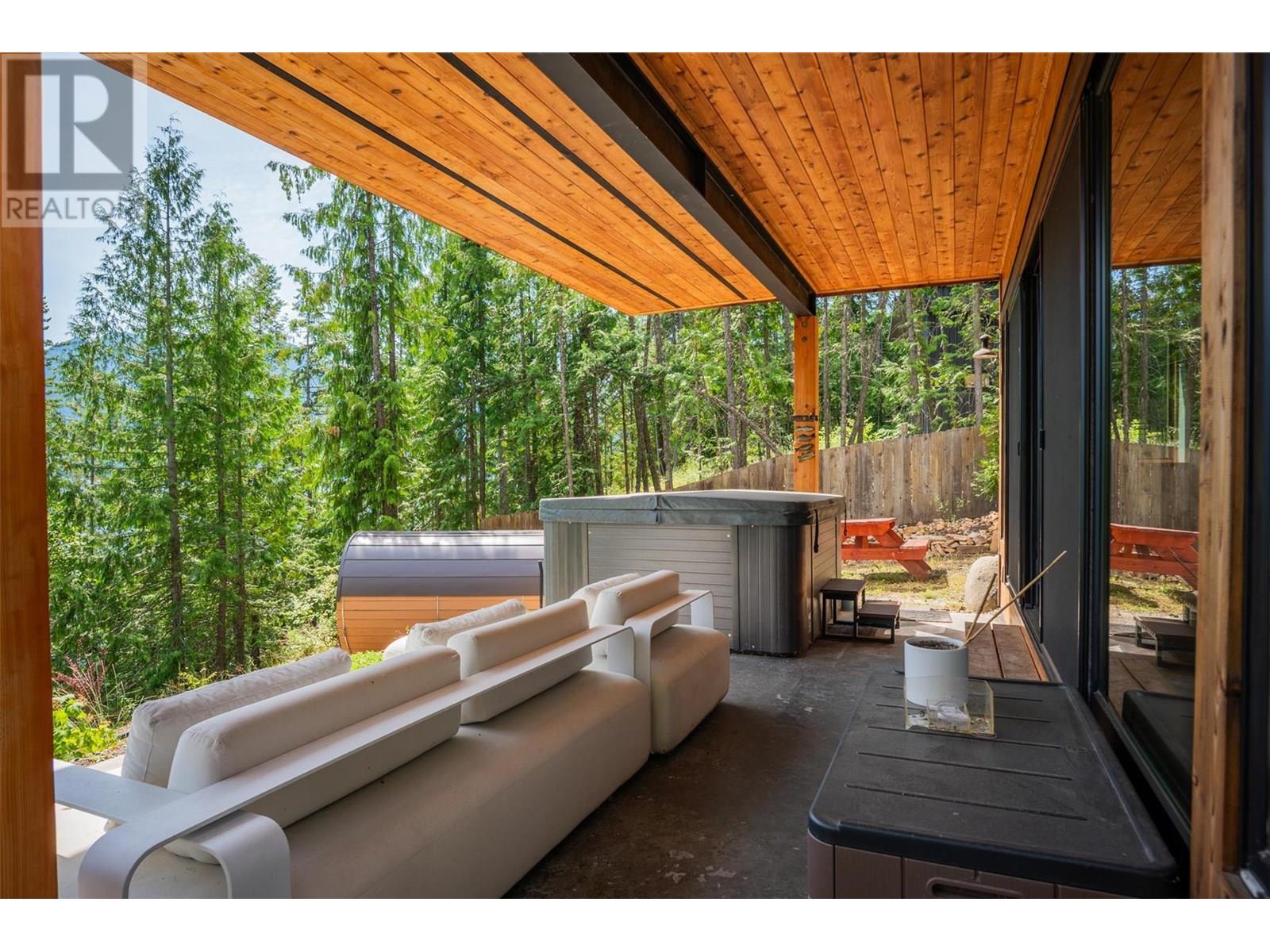 5336 Amundsen Road, Kaslo, British Columbia  V0G 1Y0 - Photo 14 - 10354197