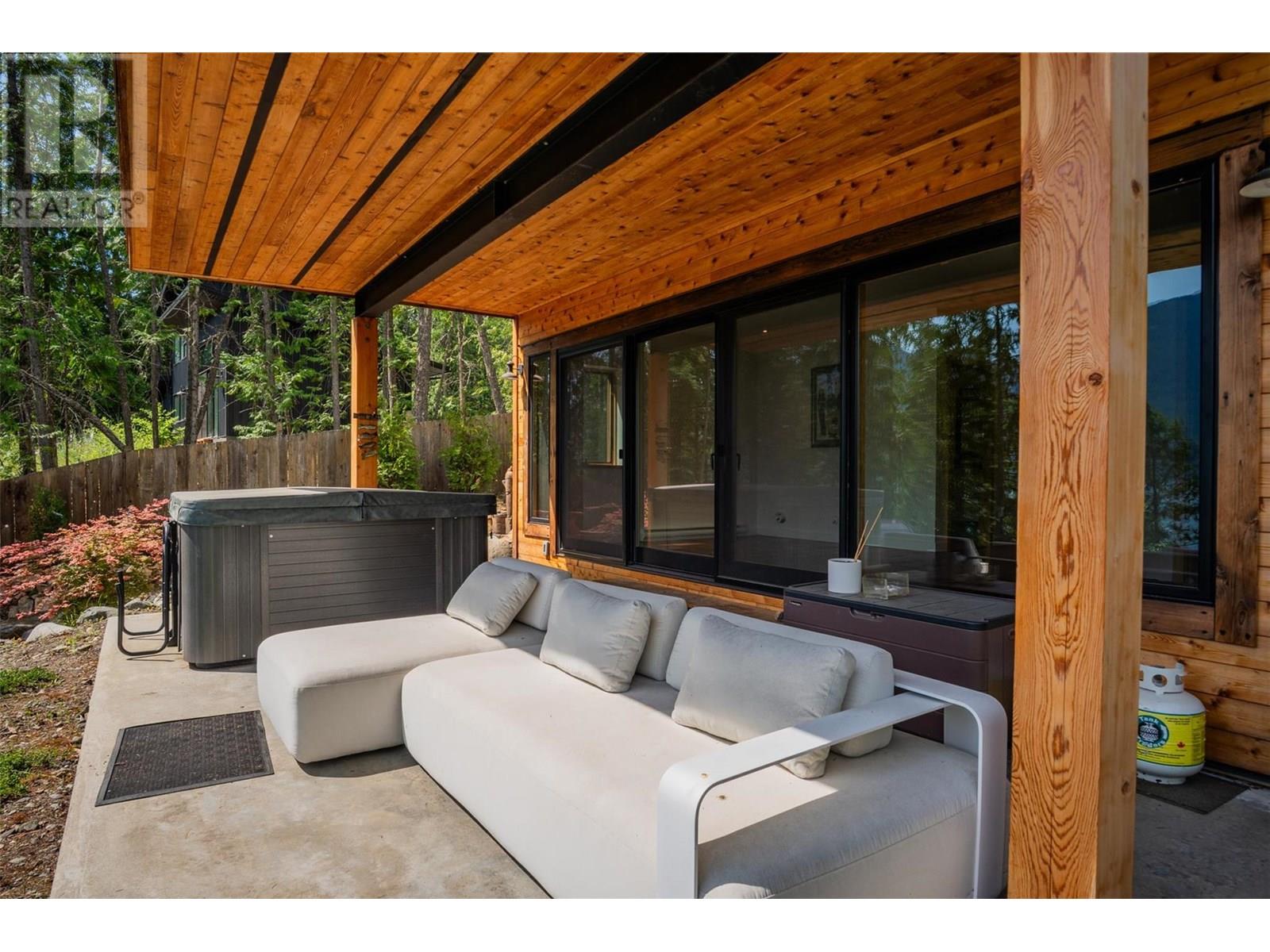 5336 Amundsen Road, Kaslo, British Columbia  V0G 1Y0 - Photo 15 - 10354197
