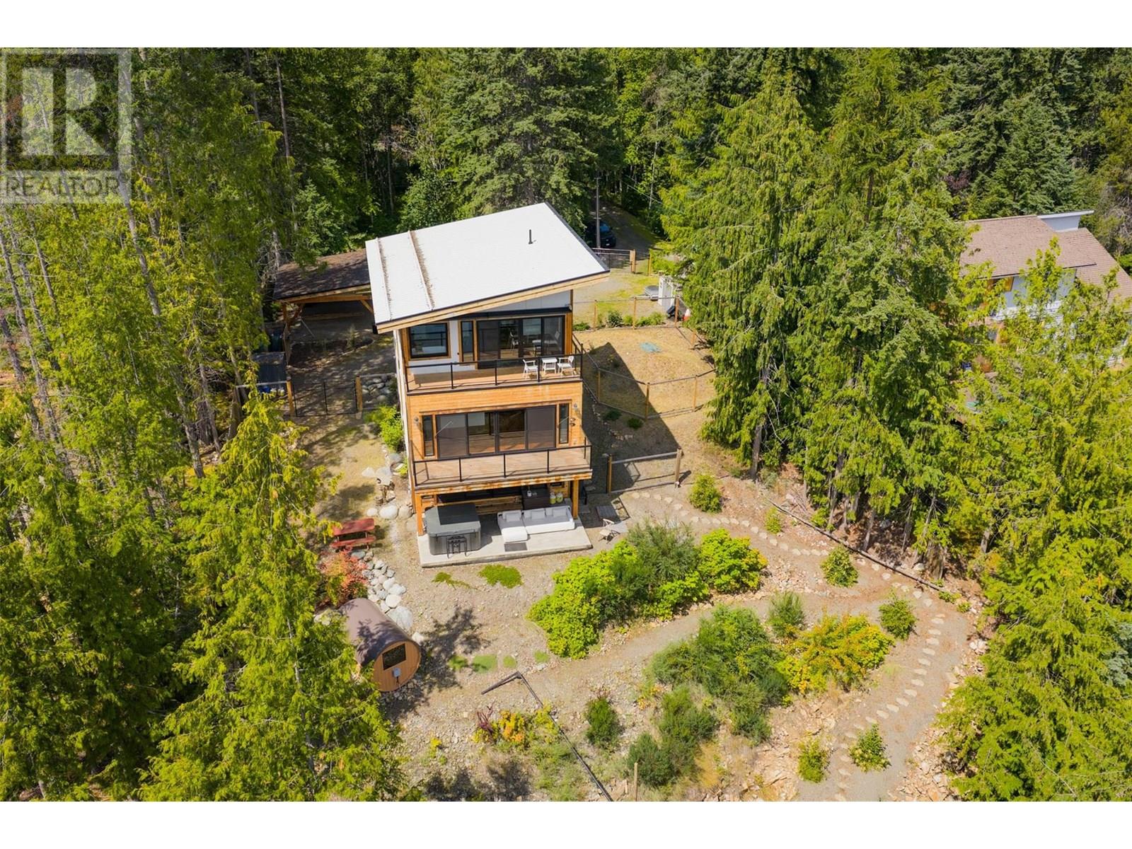 5336 Amundsen Road, Kaslo, British Columbia  V0G 1Y0 - Photo 4 - 10354197
