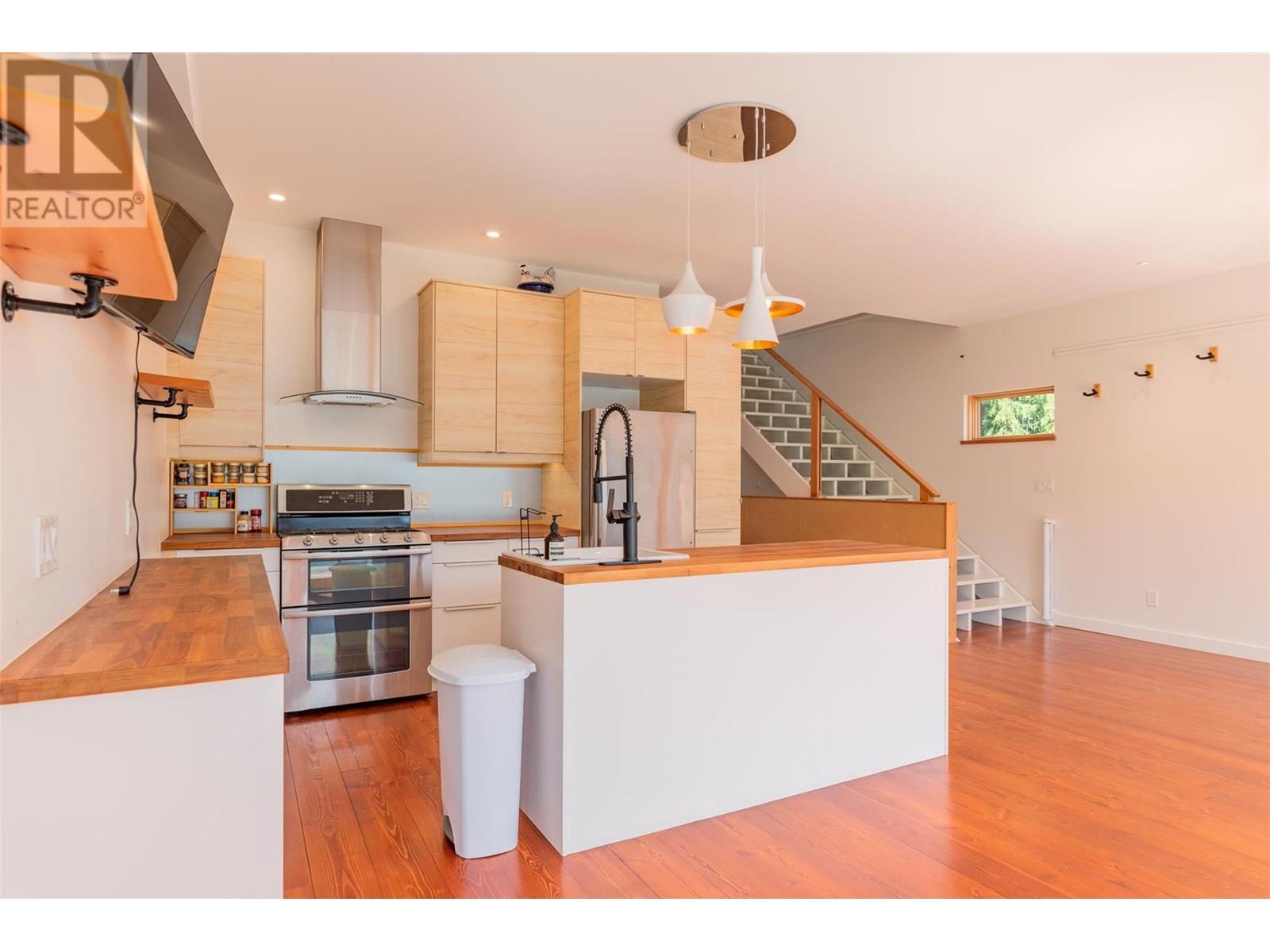 5336 Amundsen Road, Kaslo, British Columbia  V0G 1Y0 - Photo 42 - 10354197
