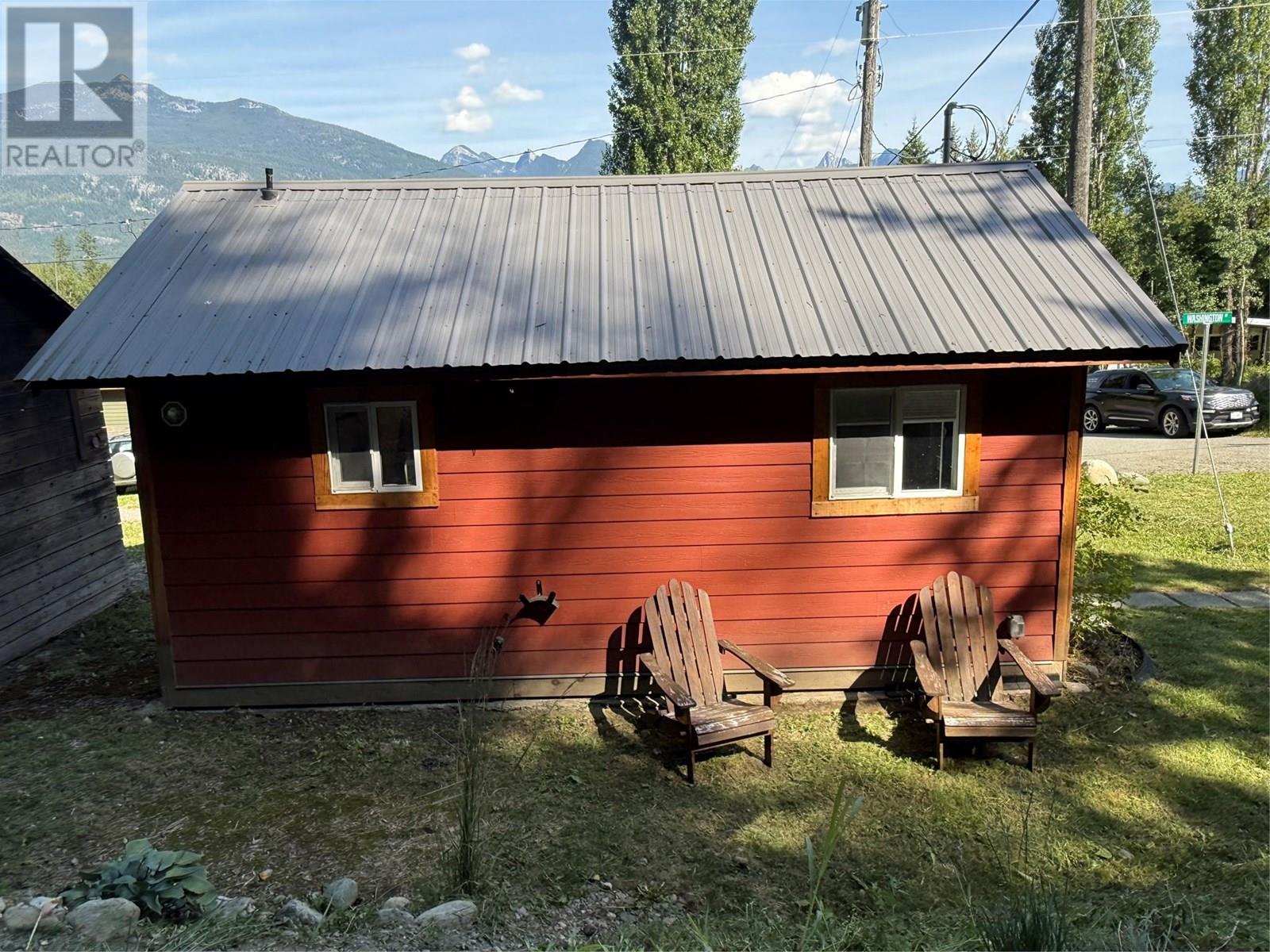 301 N Washington Street, Kaslo, British Columbia  V0G 1M0 - Photo 4 - 10355048