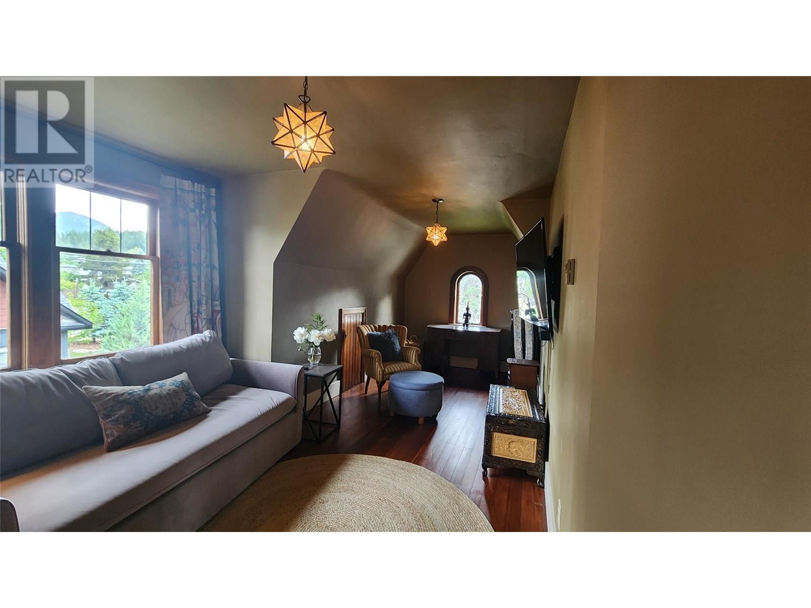 92 2nd Avenue Nw, Nakusp, British Columbia  V0G 1R0 - Photo 14 - 10356658