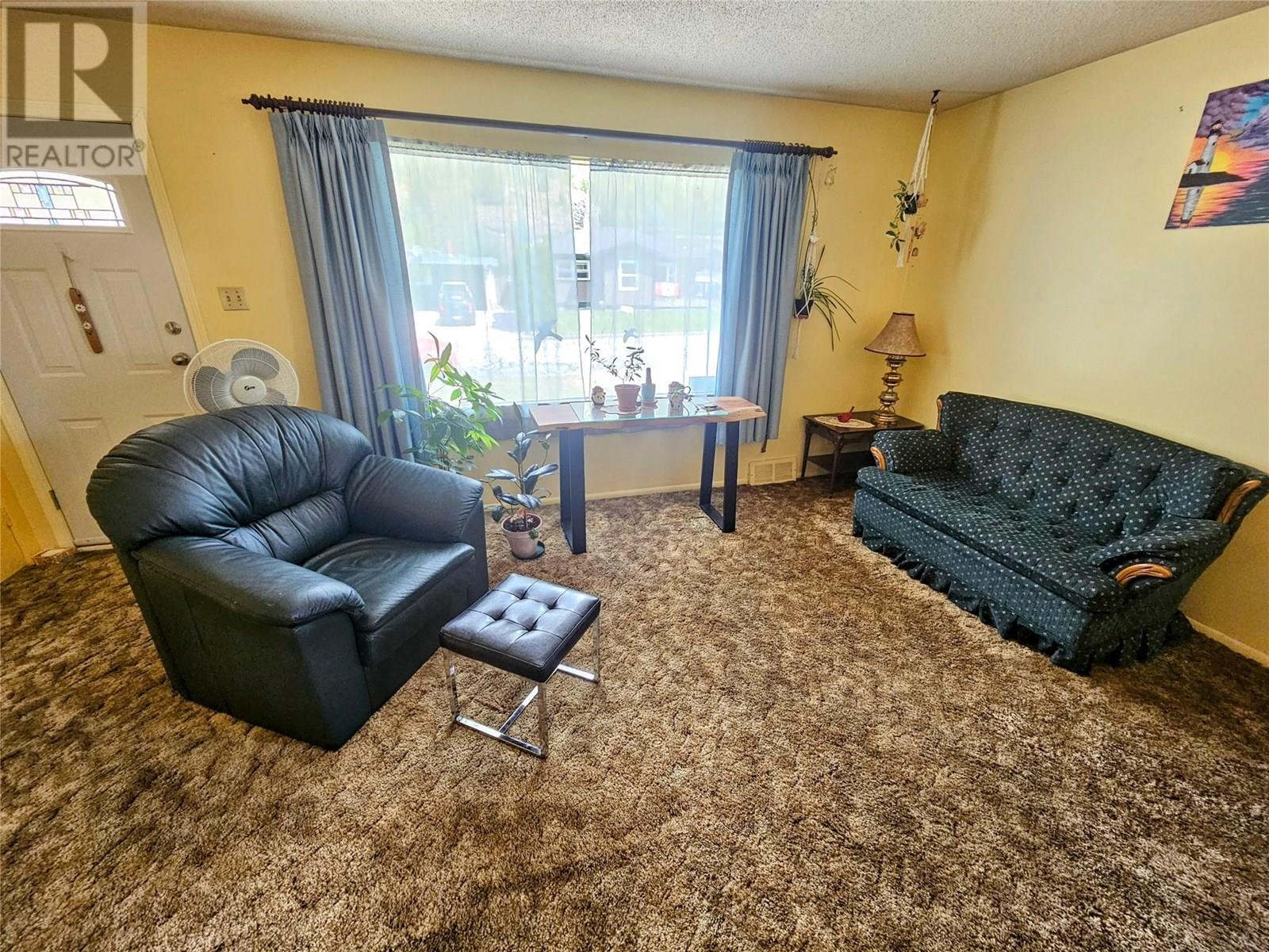 3480 Aster Drive, Trail, British Columbia  V1R 2X3 - Photo 9 - 10356484