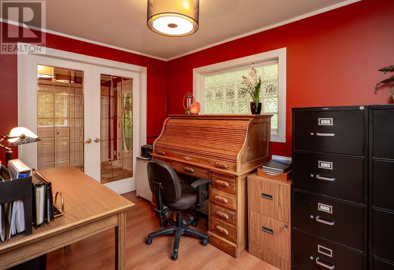 1160 22 Highway, Rossland, British Columbia  V0G 1Y0 - Photo 25 - 10356644
