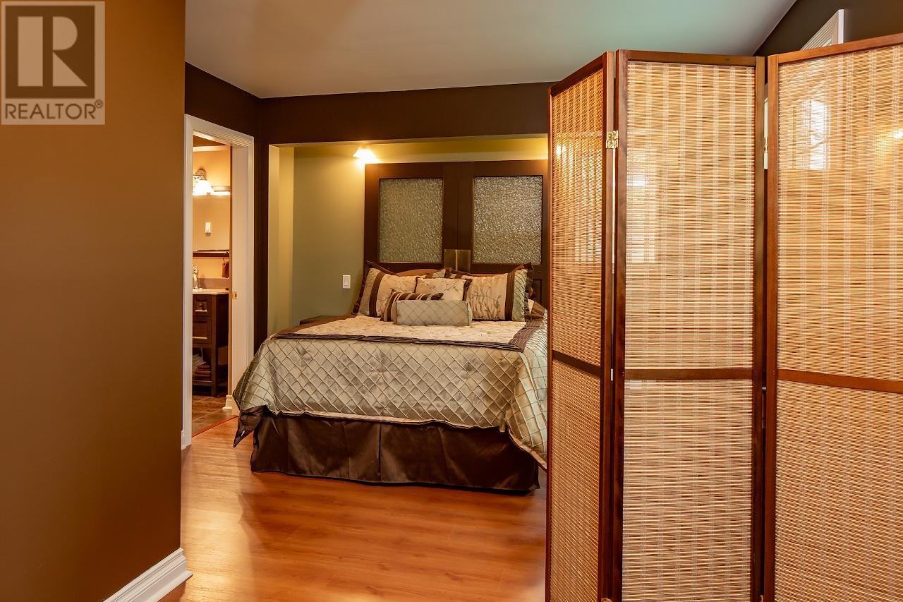 1160 22 Highway, Rossland, British Columbia  V0G 1Y0 - Photo 28 - 10356644